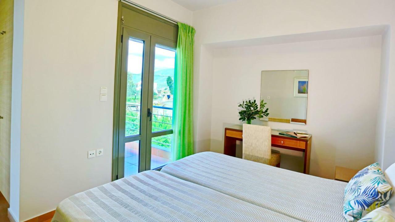Erodios Hotel Карист Екстер'єр фото